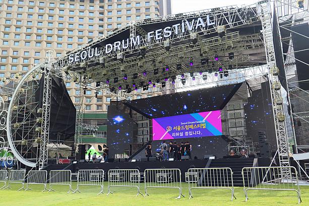 ちなみにすぐ隣りのソウル広場では、同じ日程でソウルドラムフェスティバルも開催。週末のイベントが目白押しの季節になりましたね！
