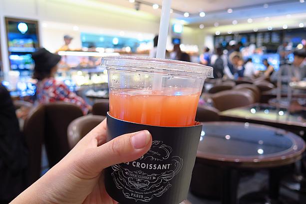 チャモンジュース/グレープフルーツジュース（6,800ウォン）＠ソウル駅のパリクロワッサン