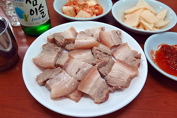 ピョニュッ/茹で豚肉（20,000ウォン）＠ウルチミョノッ