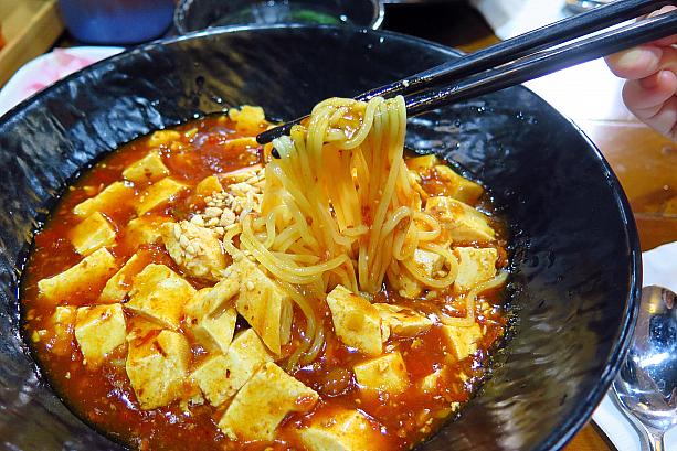 マパポックンミョン/麻婆麺（8,500ウォン）＠中華料理店ヒャンヨン