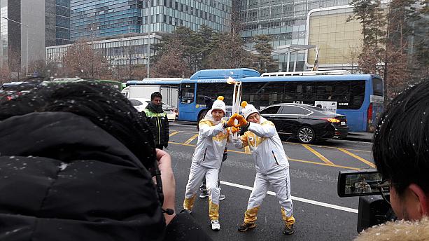 今日（1/13）から4日間、平昌冬季オリンピックの聖火がソウル全域を回ります！ 平昌オリンピック 聖火リレー 冬季オリンピック韓国平昌