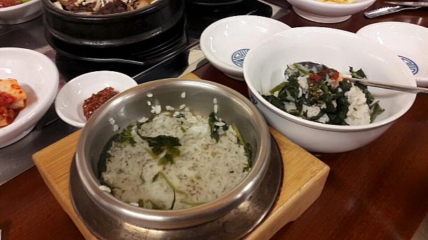 ヤカンのお茶を入れてを蓋をして、食後にいただくのが韓国式！いろんな味が楽しめて大満足＾＾