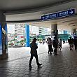 国内の移動も少しずつ回復しています。ソウル駅には人も増えています！