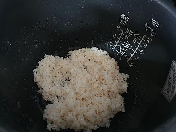 炊飯器に１合くらいのお米を固めに炊いて～