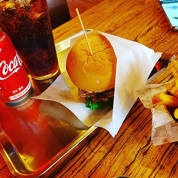 美味しいハンバーガーのお店が増えているソウル