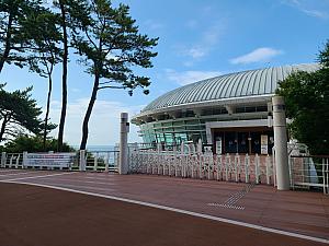 写真で見る　～海雲台ビーチと街の様子　２０２１年編～釜山で海水浴
