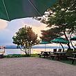 夕日と漢江を眺めながら雰囲気よく食事を楽しめます。