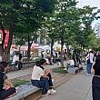 弘大駅前の憩いのストリート、京義線スッキル。ストリートライブ中~。