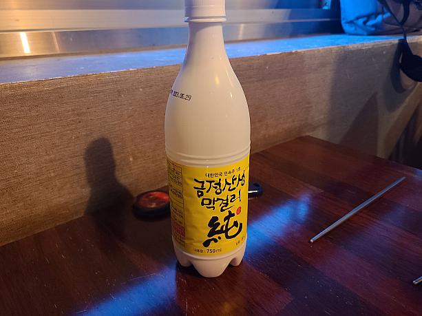 韓国の伝統酒、マッコリ。