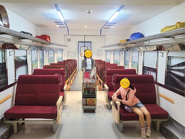電車内の「ワゴン販売ごっこ」もできちゃいます。