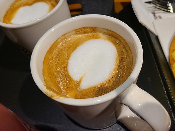 カフェラテが香ばしいです！