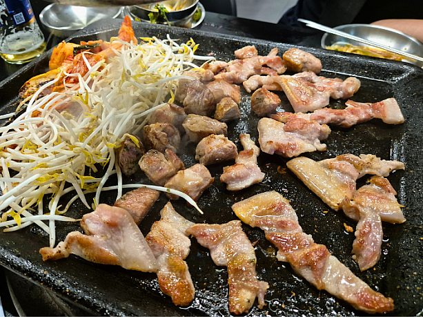 おいしかったので「豚トロ」を追加注文しちゃいました。
