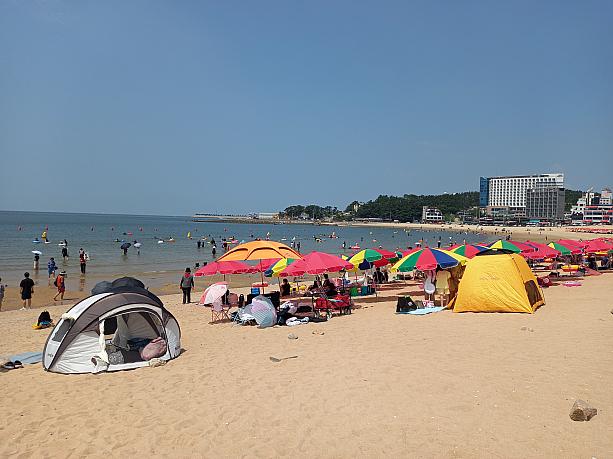 猛暑が続いている中、ナビは仁川乙旺里海水浴場に寄ってみることに~！