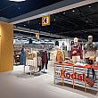 地上階にはファッションはSPAブランド、古着、スポーツブランドなど、市内主要スポットで見かけるブランドが入店。