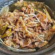 プルコギ…これ以外にも天ぷらなど。出てきたものをいろいろ食べてたらお腹いっぱいに・・・