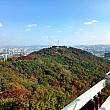 タワー１階からから見るとこんな感じ~。紅色の南山を楽しんでみてくださ~い＾＾