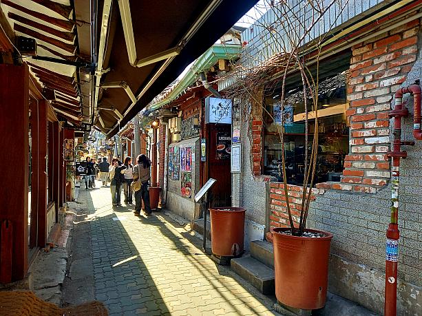 ナビは久しぶりにソウル中心部の韓屋村、益善洞（イクソンドン）へ~＾＾