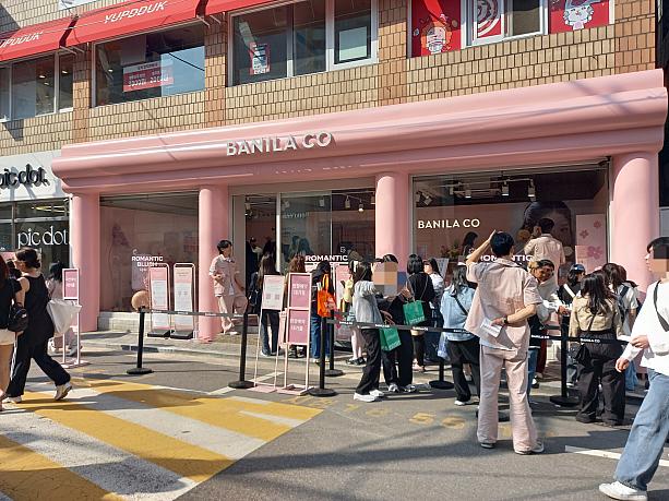 １年に１０００店を超えるポップアップストアがオープンすると言われる聖水！特に週末はにぎやか~！