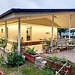 ２５０坪の敷地に平屋の建物が３棟。