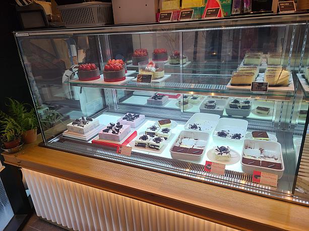 ケーキの種類もたくさん。