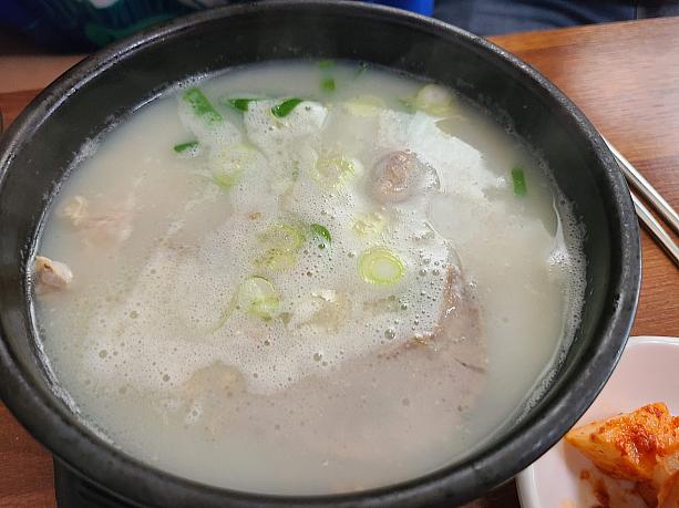釜山発祥、テジクッパッがおいしいお店！