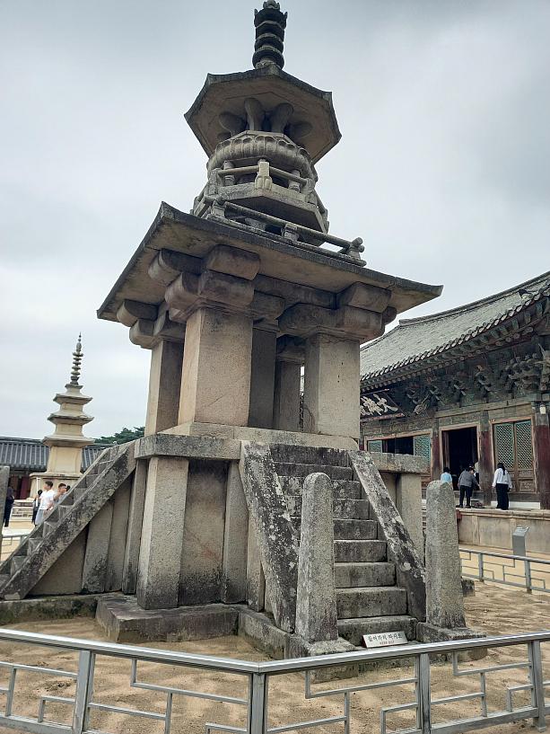 多寶塔、釋迦塔なども見て、