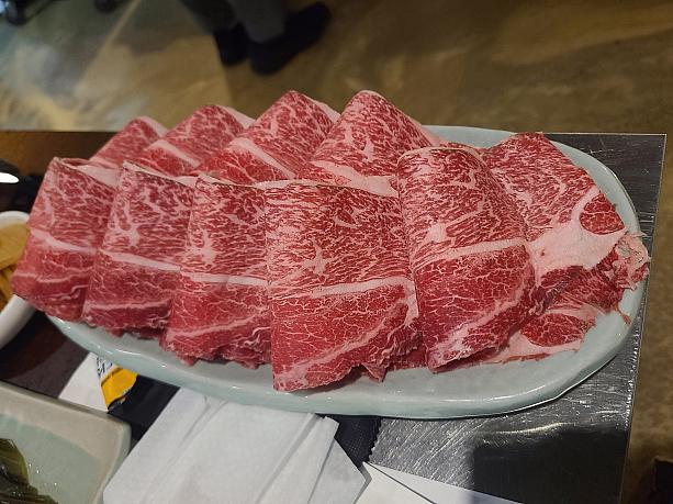 やっぱり人気の、韓牛焼肉がおいしい！