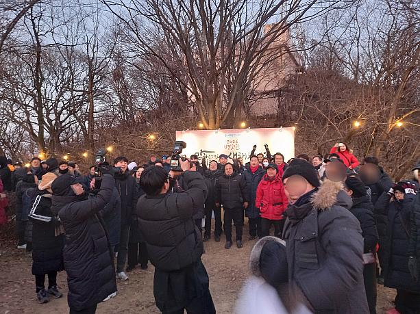 烽火台付近にはフォトスポットが。今年もふぁいてぃんぐーー！！！