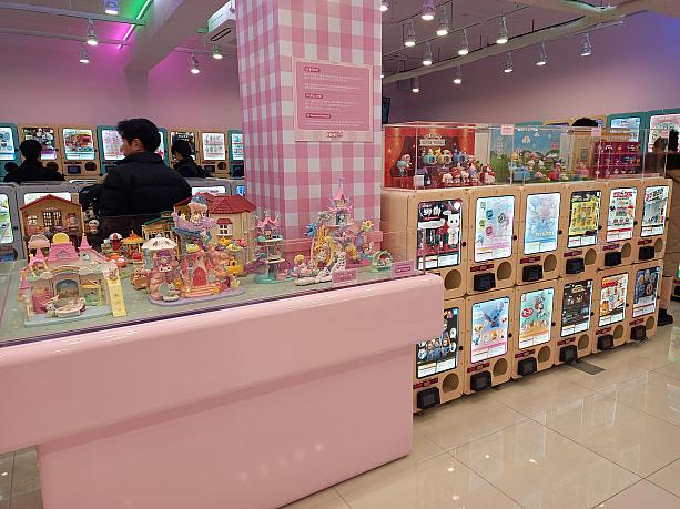 ソウルのガチャガチャやクレーンゲームの大型店、一度寄ってみてください~。