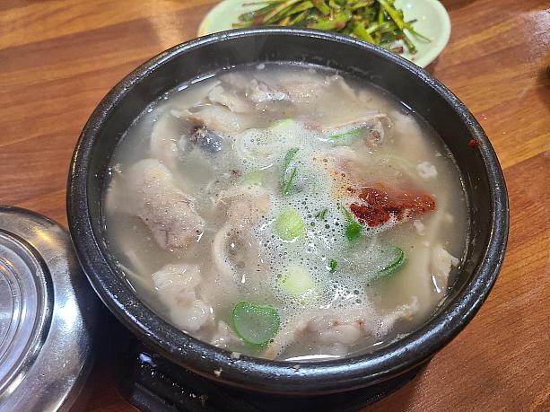 冬はやっぱり熱々のテジクッパ！