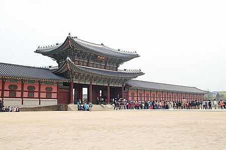 2/16～2/18★迎春・歳画無料配布イベント＠景福宮の興礼門広場 ソウルの新年のイベントソウル四大古宮