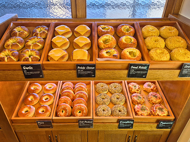 おいしそうなベーグルの種類が多くて、、