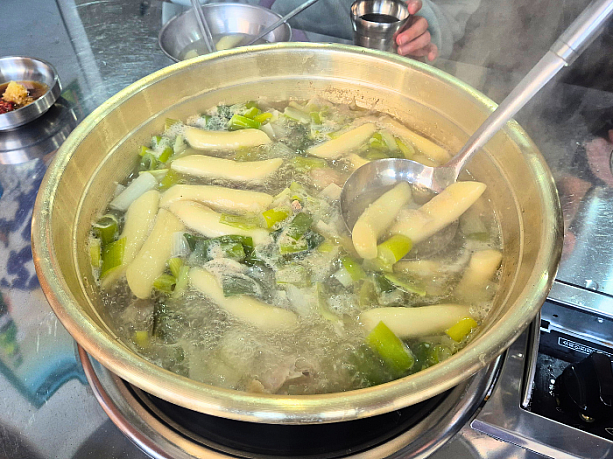 グツグツ音まで美味しい…旨みが溶け出す瞬間がたまらない！