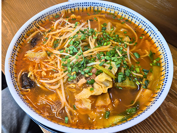 体の芯から温まる肉チャンポンフォー。