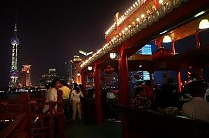 ロマンティック上海　黄浦江ナイトクルーズ＋上海蟹ディナー 上海蟹ナイトクルーズ