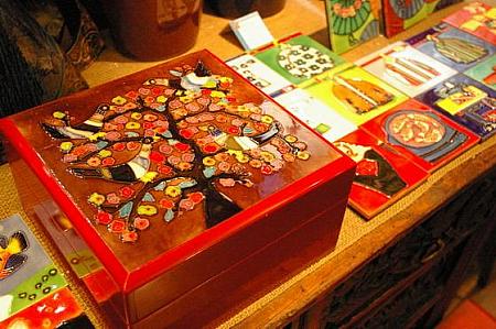 10cm×10cm（158元）／15cm×15cm（268元）／20cm×20cm（468元）／30cm×30cm（880元） 