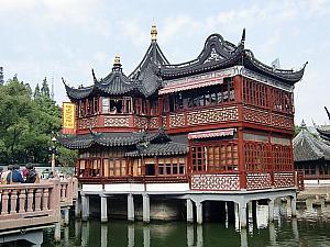 上海最古の中国茶館「湖心亭」