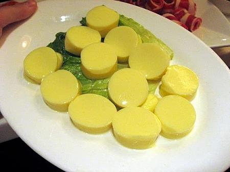 日本で慣れ親しんだ玉子豆腐が上海でも食べられる喜び。<BR>◆玉子豆腐　12元