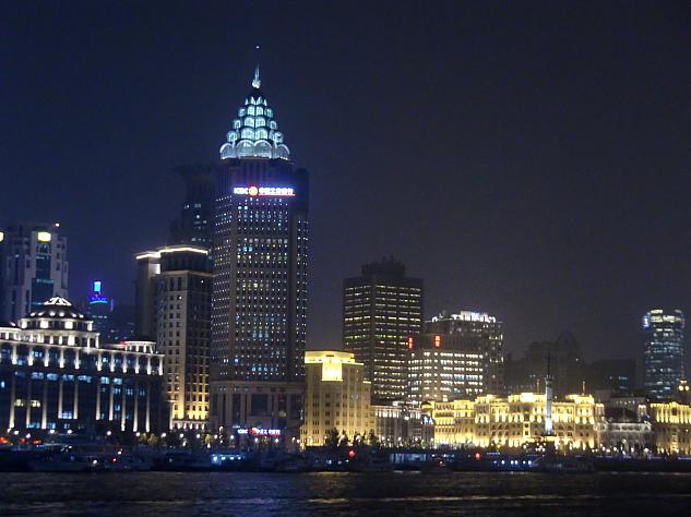 こんな上海の夜景を独り占めできます～。