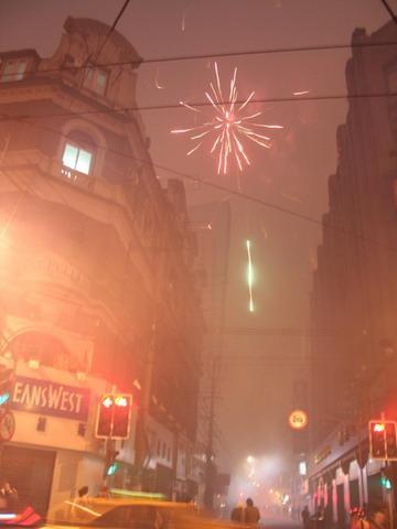 旧暦12月30日、上海の夜