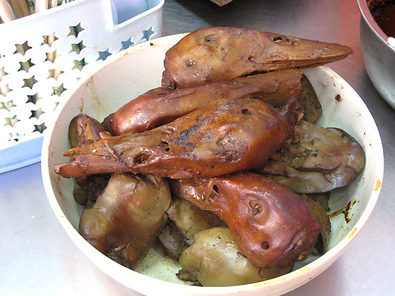 老舗の鴨スープ屋さん 黄河路美食休閑街 上海ナビ