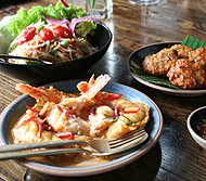 クラシカルホテルのガーデンを眺めながら、タイ料理ランチ♪ -瑞金賓館・４号楼