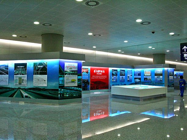 ちなみに１階には浦東空港の沿革コーナーがありました。時間と興味があれば覗いてみよう！