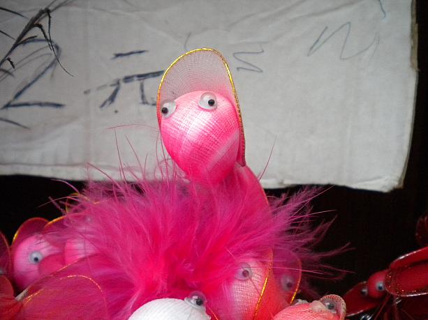 豫園で見つけた金魚ペン。中国産キャラクターもけっこういいでしょ?