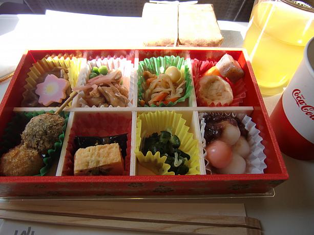JALで上海に向かったナビ。期間限定でこんな機内食が楽しめました!