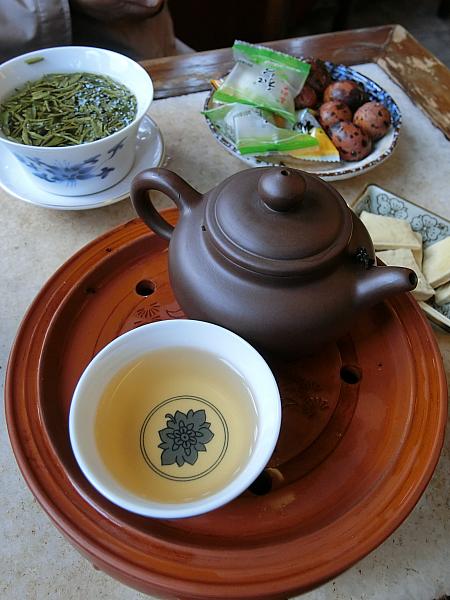「湖心亭」は上海最古の茶館