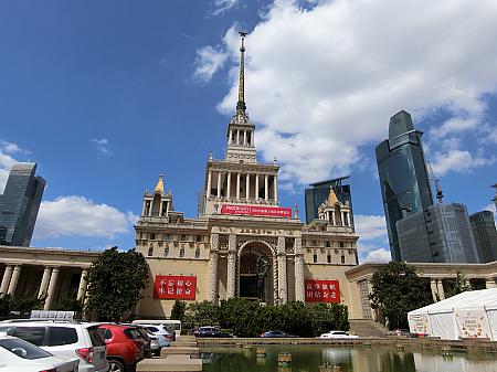「上海展覧中心」の外観です