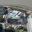 真下に見える工事現場は2021年オープンの「浦東美術館」。建築家はジャン・ヌーヴェル