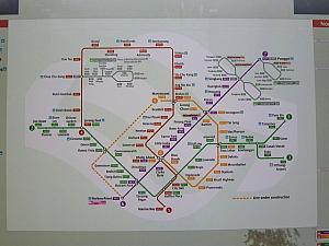 観光地を網羅するMRT路線図
