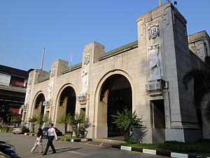 2011年7月に廃止されるマレー鉄道のシンガポール駅。